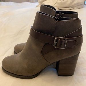 Women’s boots, worn once, SODA